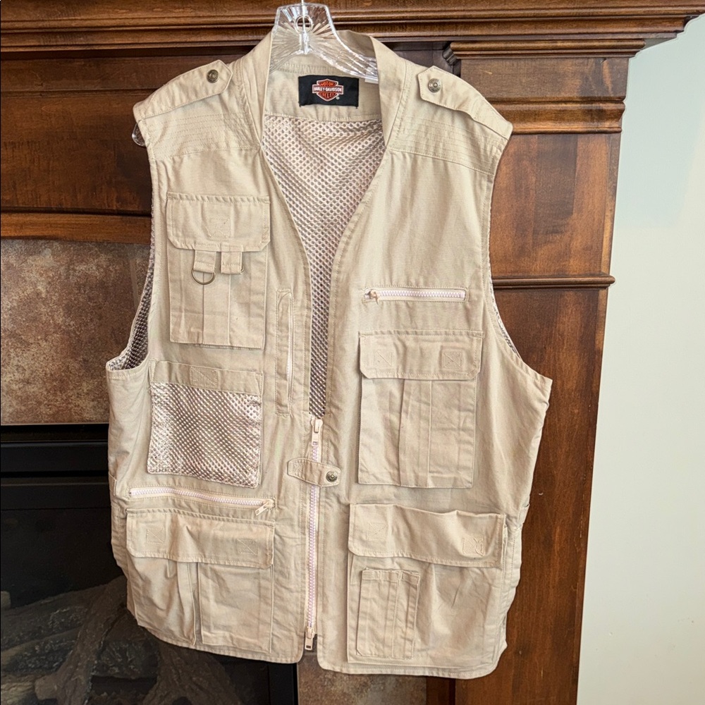 Harley Davidson tan utility cargo vest zip up fish camp hunt hike  pockets XXL